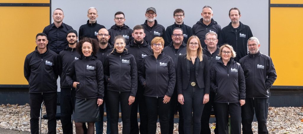 Ihr sympathisches Autohaus an der Saar - SMP Automobilhandel AG Das Team der SMP Automobilhandel AG in Saarbrücken begrüßt Sie im Autohaus.