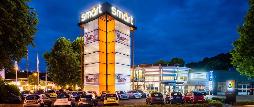 Mehr Marken, mehr Auswahl, mehr Service. Vielfältige Fahrzeugauswahl im Showroom der SMP Automobilhandel AG.